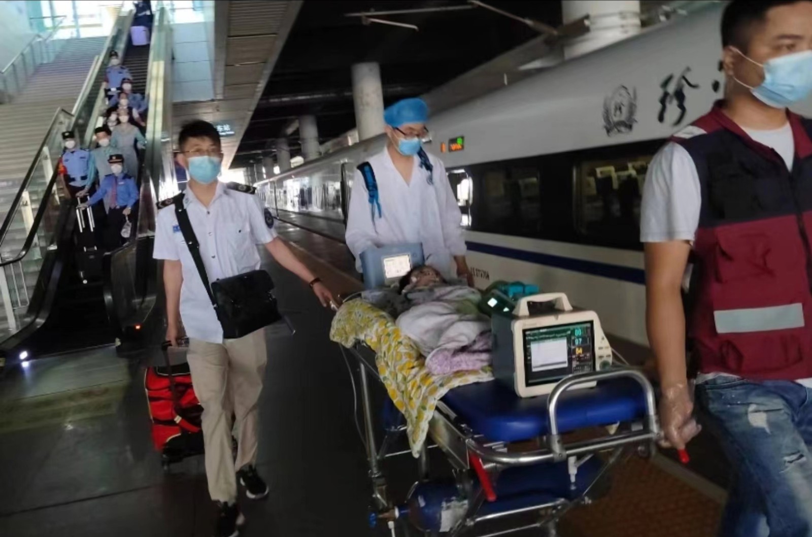 东光县高铁转运公司